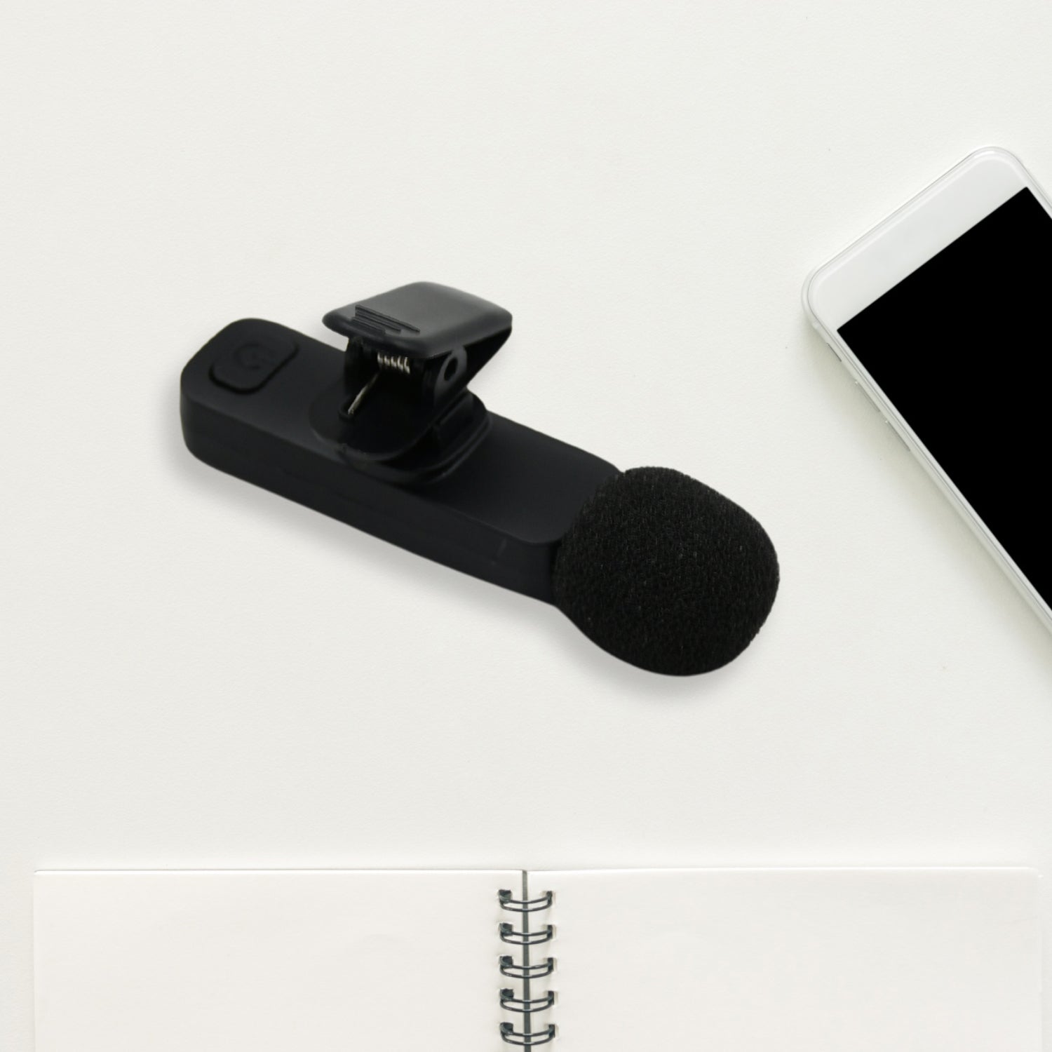 12639 Intelligent Noise Cancelling Live Streaming Clip on Microphone for Type-C & for iPhone with Charging Mini Wireless Lapel Collar Microphone 12639 Intelligent Noise Cancelling Live Streaming Clip on Microphone for Type-C & for iPhone with Charging Mini Wireless Lapel Collar Microphone